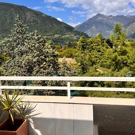 Penthousetraum Im Herzen Merans *